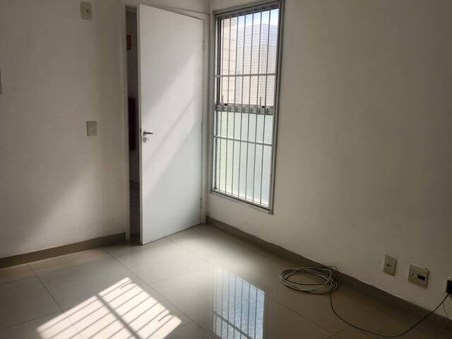 #5772-R - Apartamento para Venda em Taboão da Serra - SP - 1