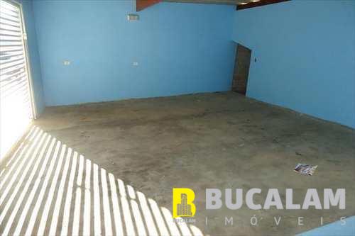 Casa à venda com 2 quartos, 160m² - Foto 2