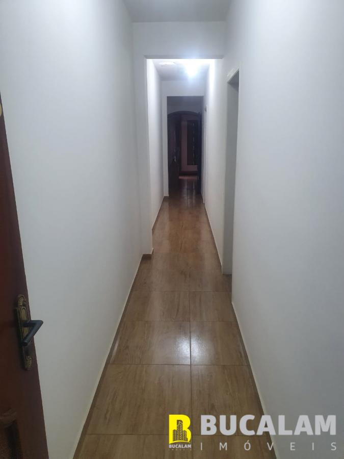 Casa à venda com 3 quartos, 250m² - Foto 8