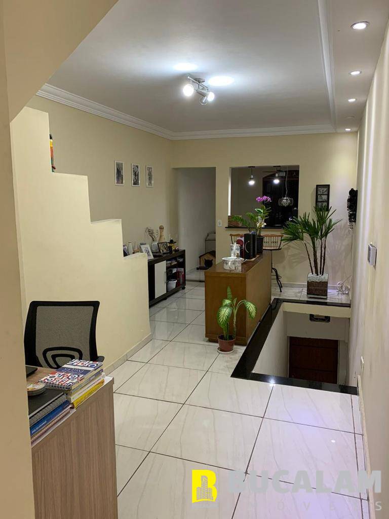 Sobrado à venda com 3 quartos, 150m² - Foto 4