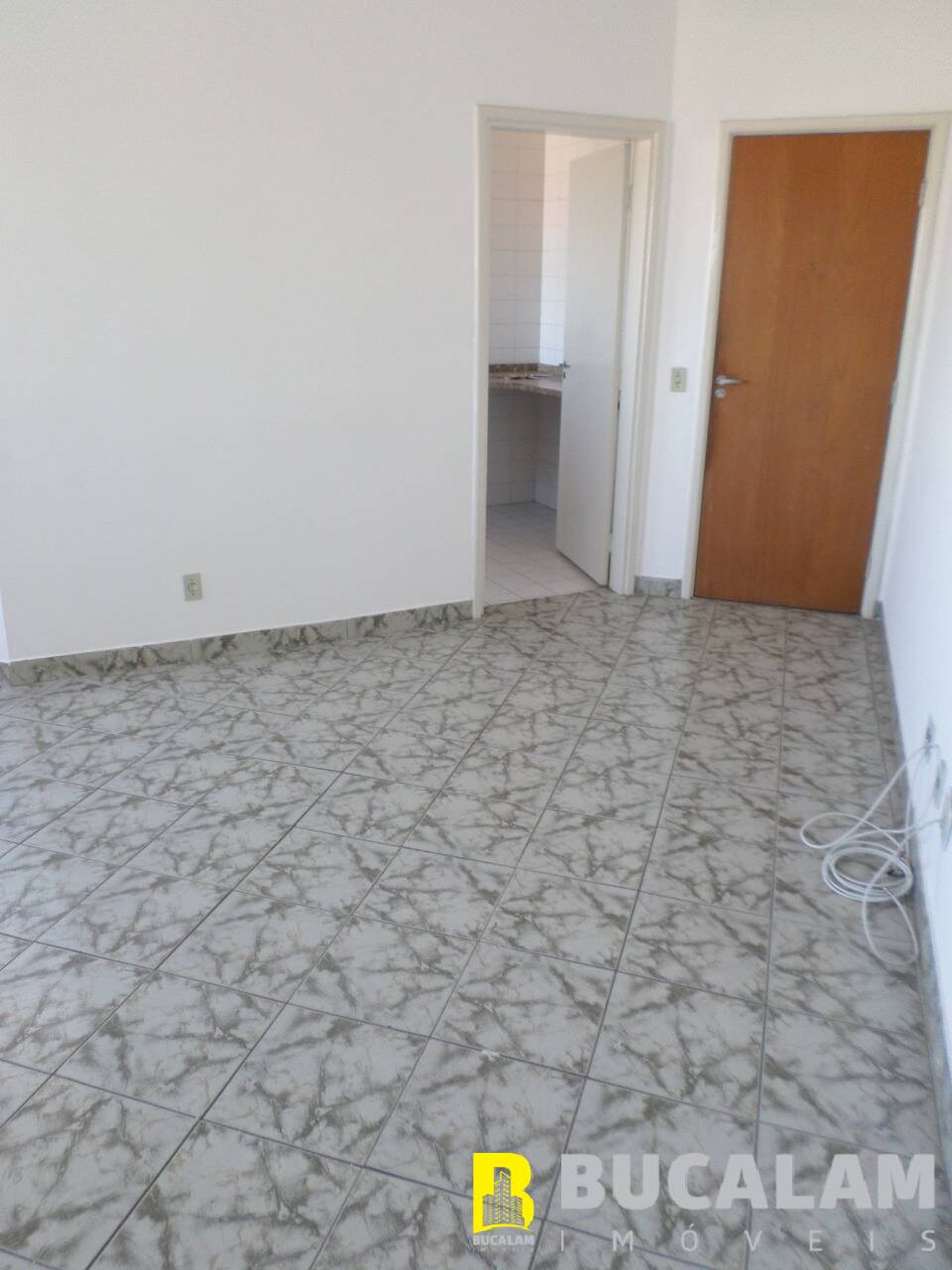 Apartamento à venda com 2 quartos, 56m² - Foto 3