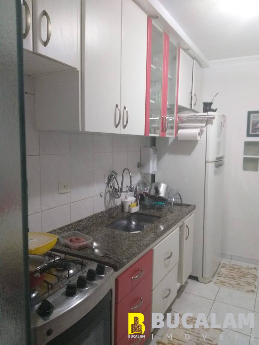 Apartamento à venda com 3 quartos, 70m² - Foto 13