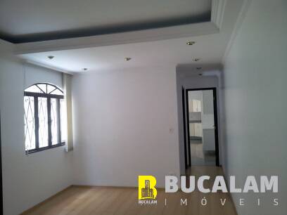 Casa à venda com 3 quartos, 200m² - Foto 2