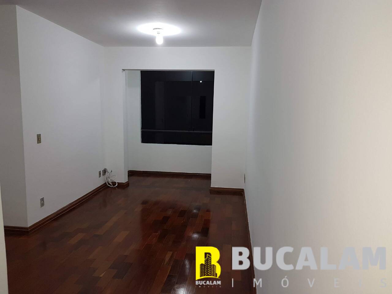 Casa à venda com 2 quartos, 57m² - Foto 3