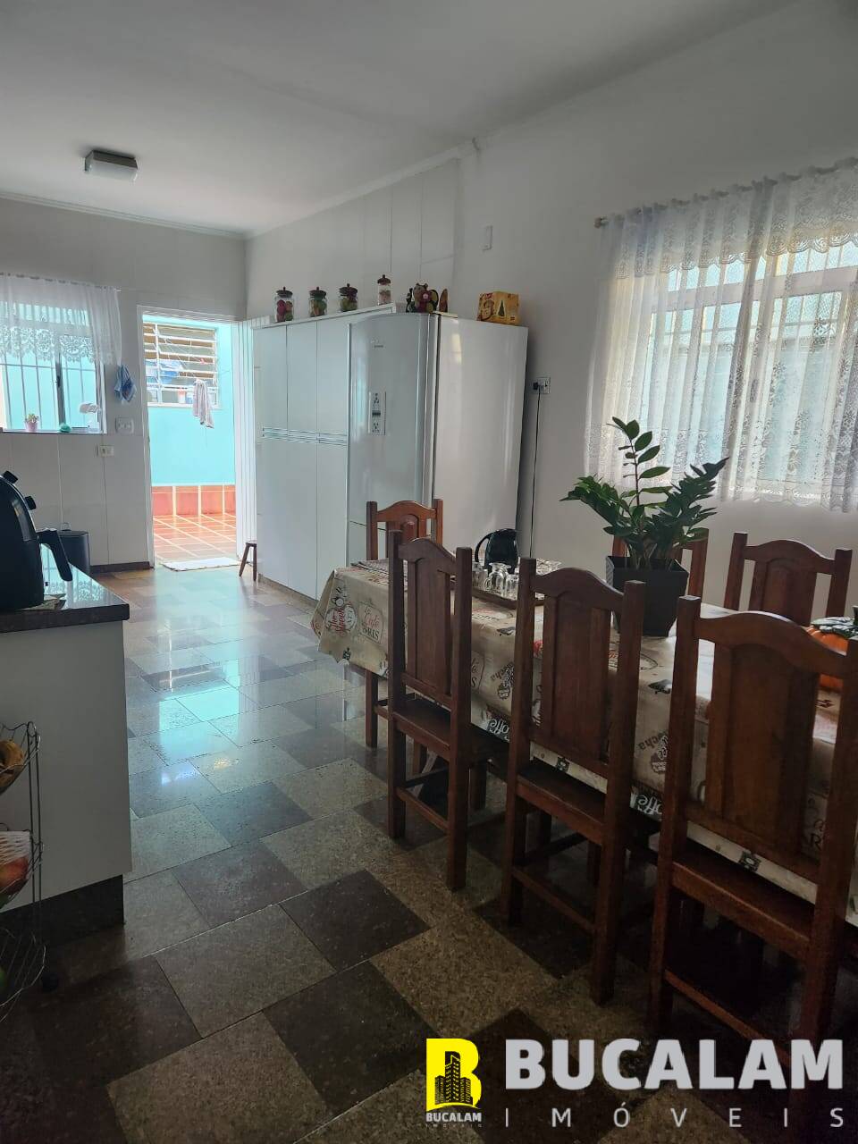 Casa à venda com 3 quartos, 360m² - Foto 22