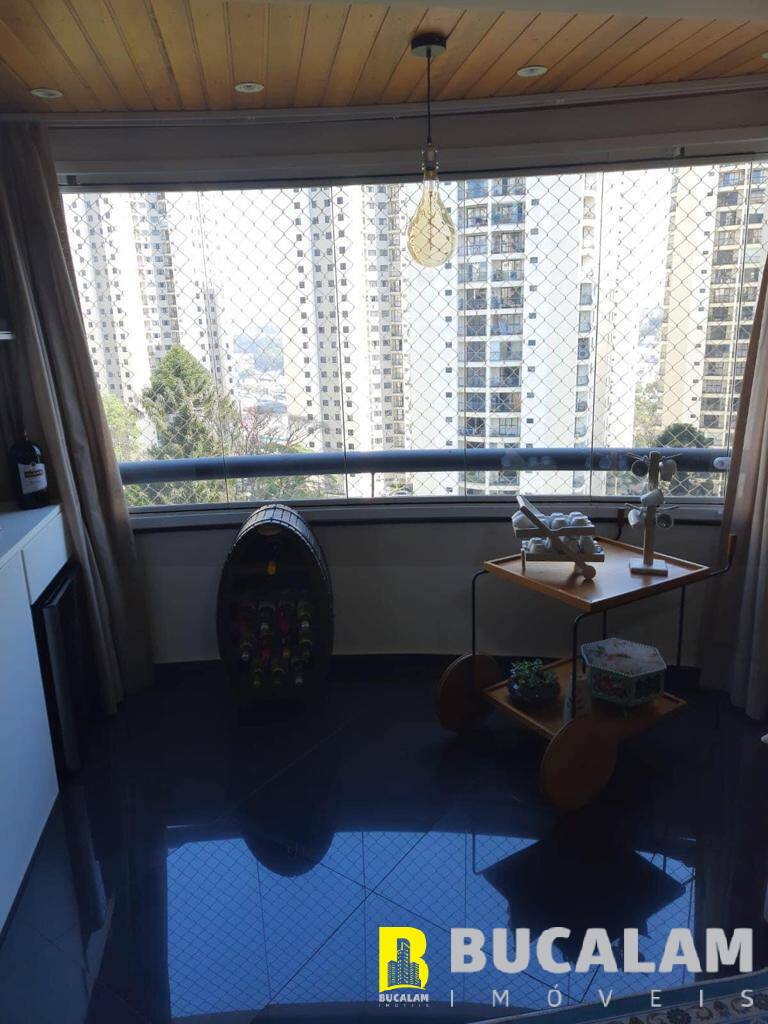 Apartamento à venda com 3 quartos, 111m² - Foto 6