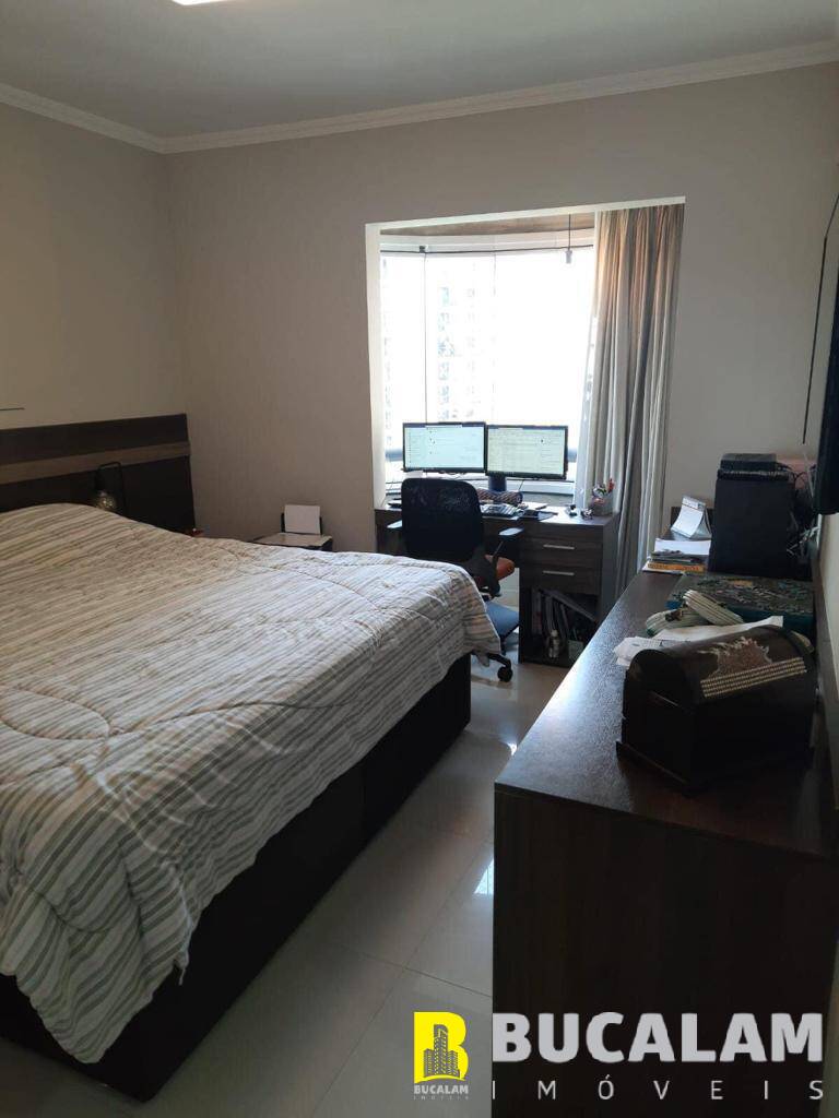 Apartamento à venda com 3 quartos, 111m² - Foto 13