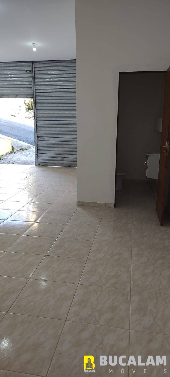 Casa à venda com 1 quarto, 500m² - Foto 13