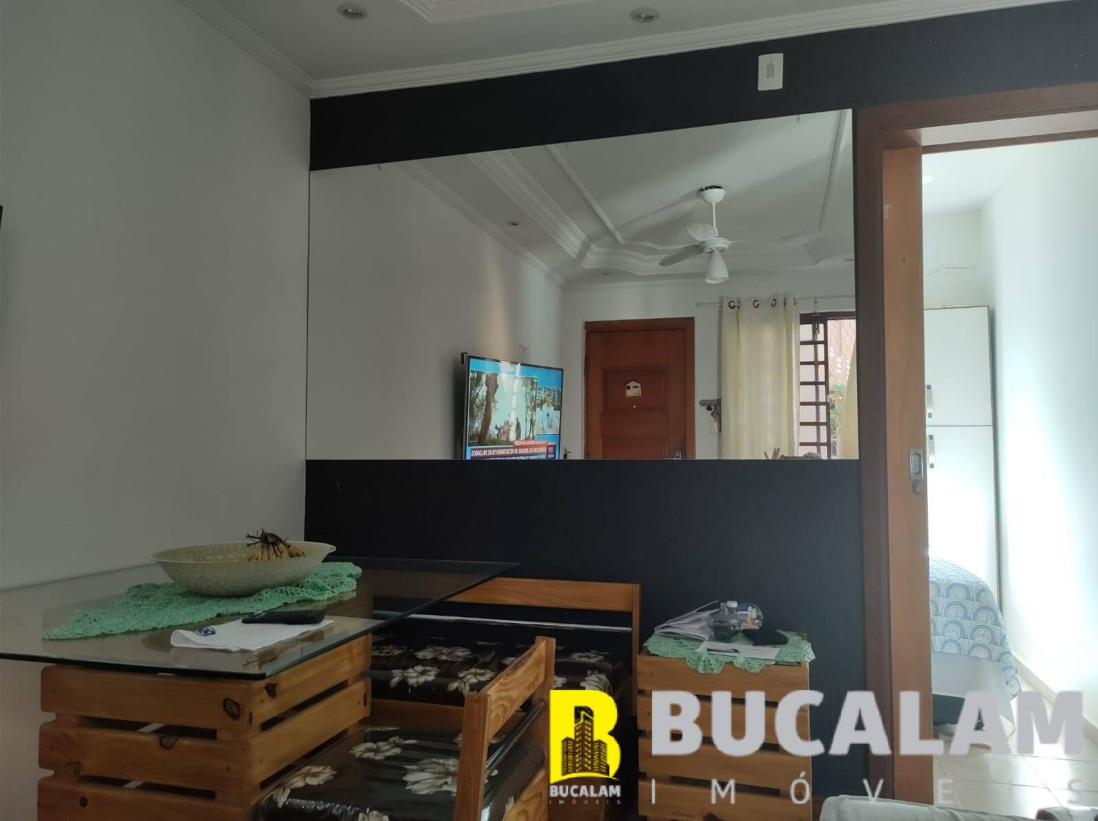 Apartamento à venda com 2 quartos, 50m² - Foto 2