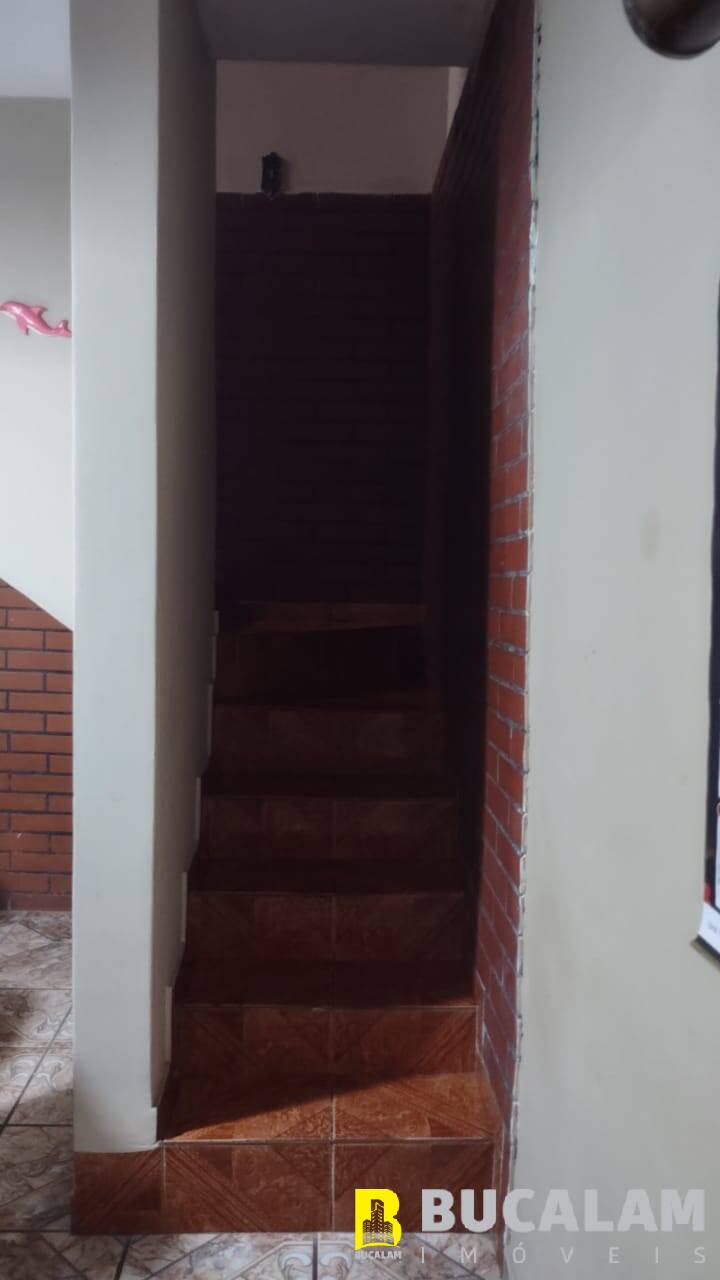 Casa à venda com 2 quartos, 75m² - Foto 13