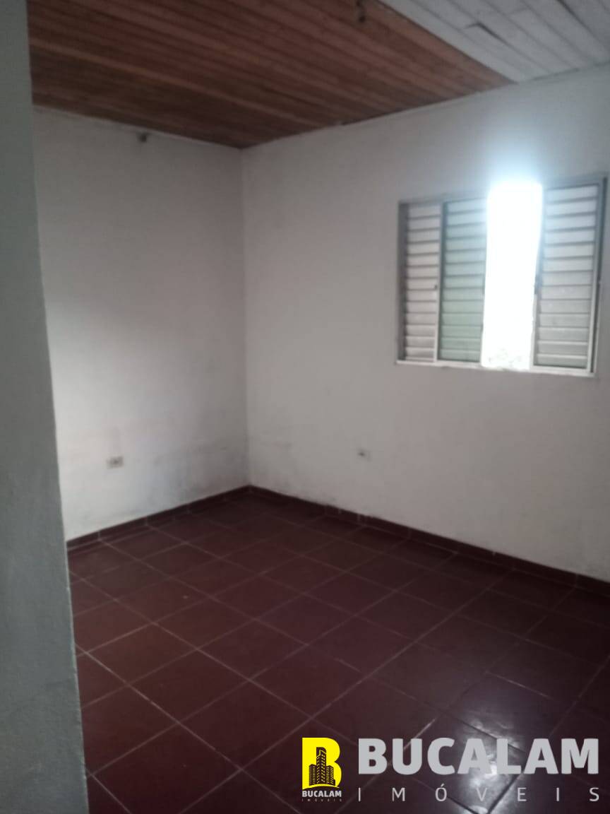 Casa à venda com 2 quartos, 250m² - Foto 6