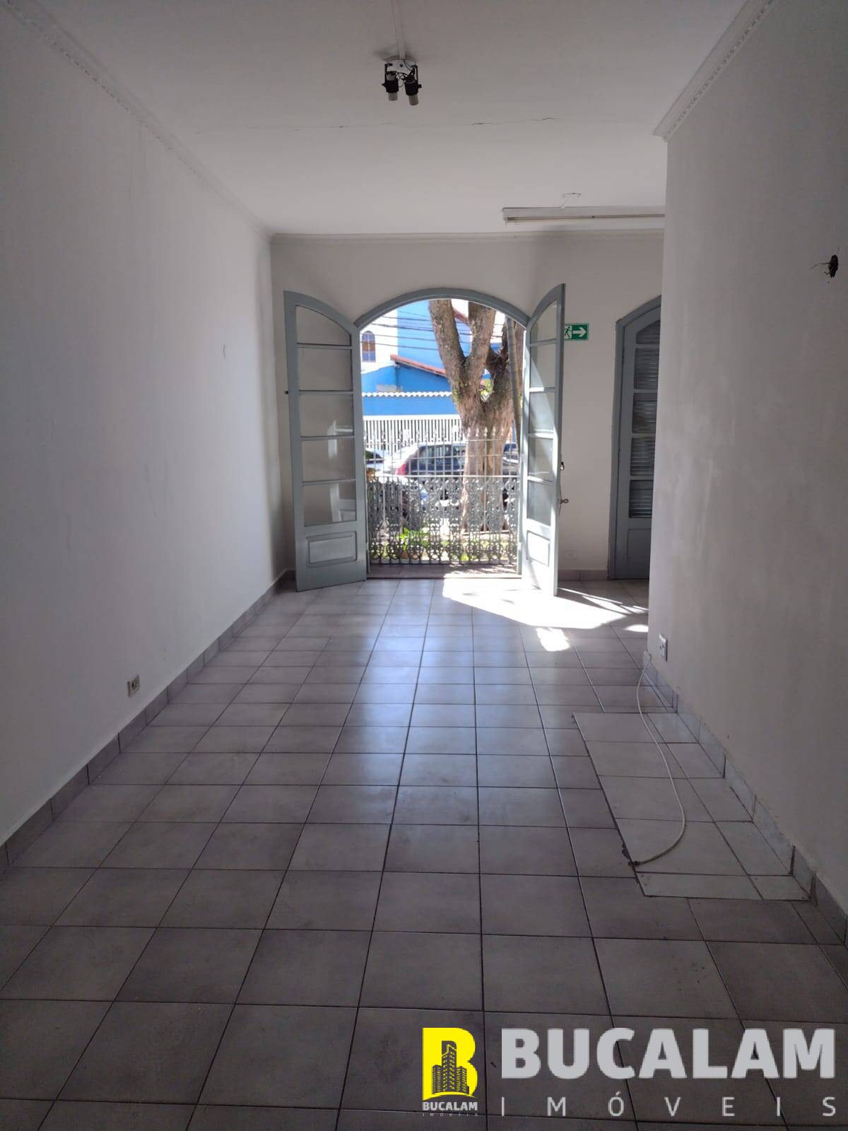 Casa à venda com 4 quartos, 238m² - Foto 11