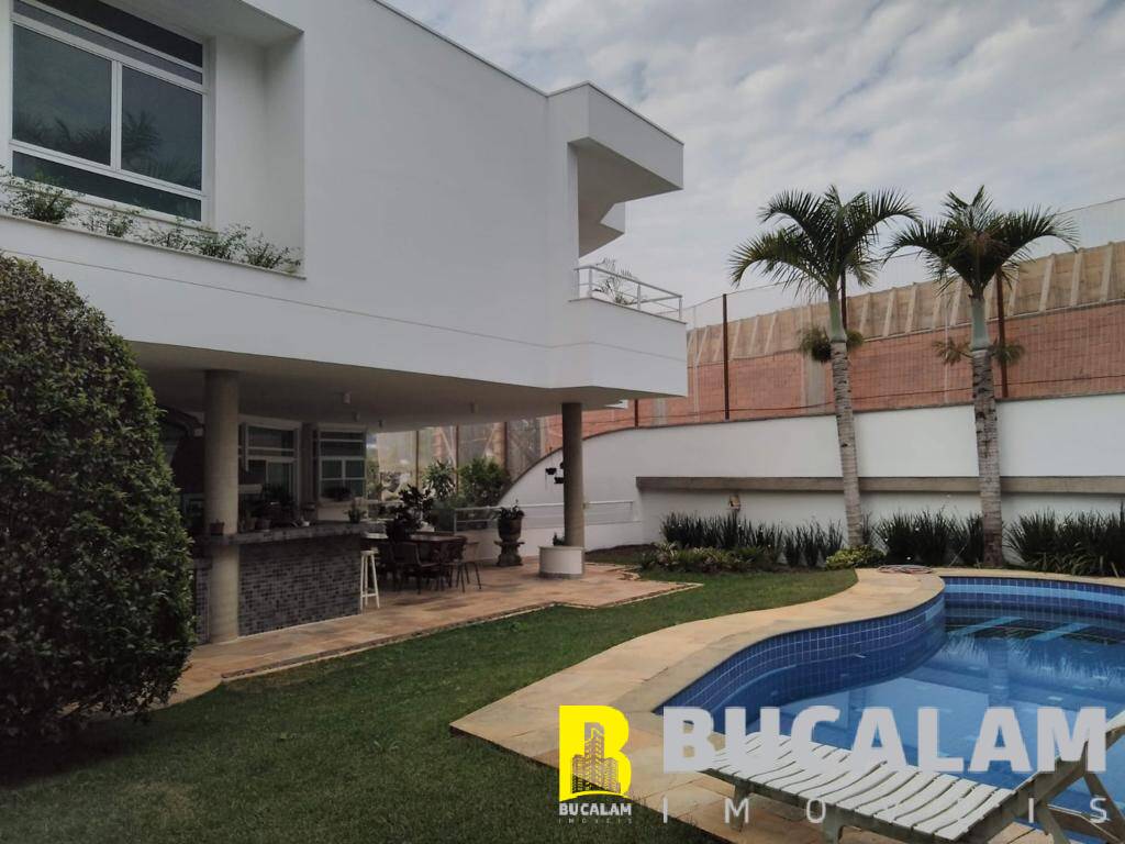 Casa à venda com 4 quartos, 1000m² - Foto 15