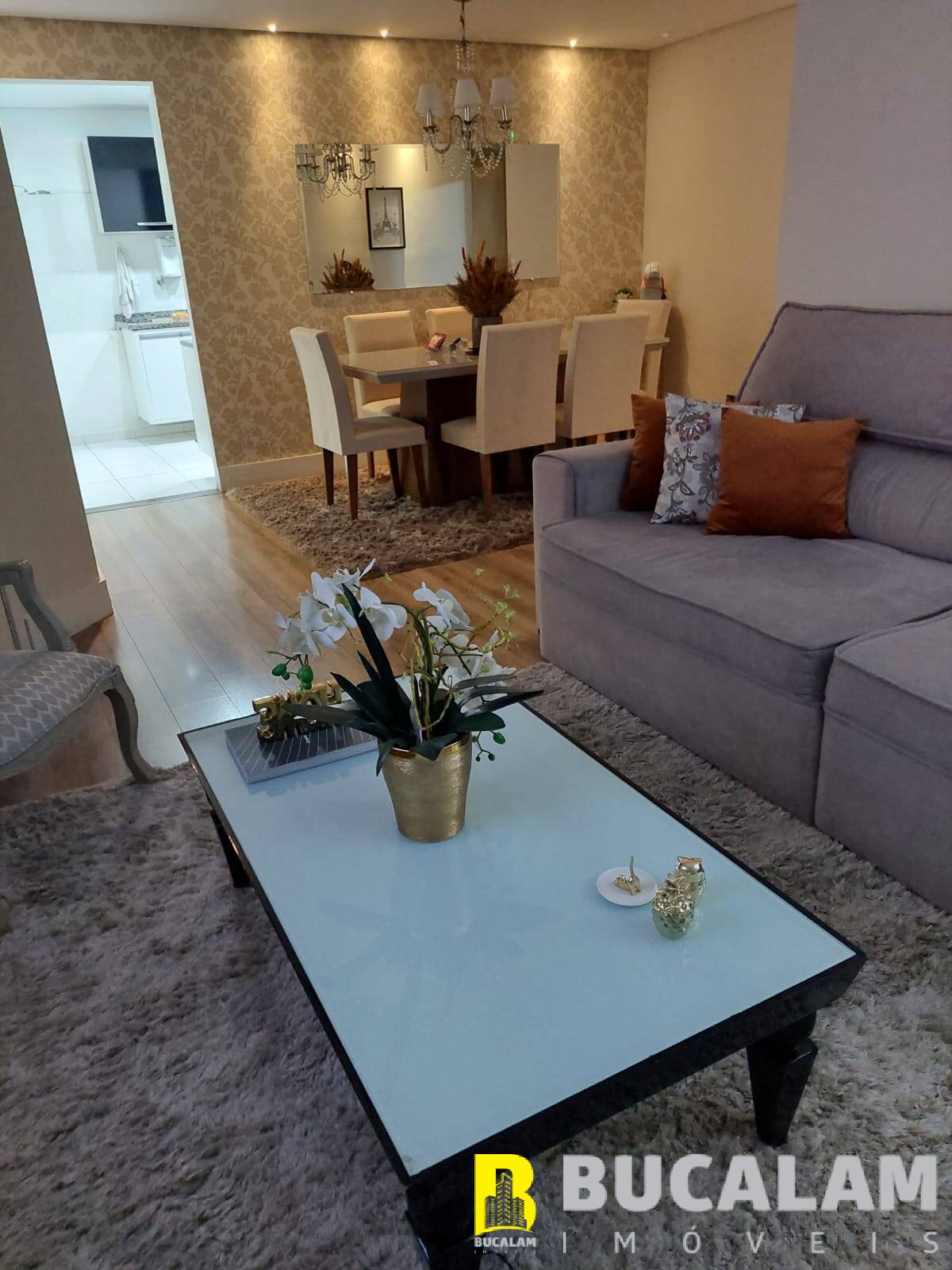 Apartamento à venda com 3 quartos, 112m² - Foto 2