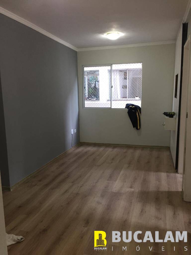 Apartamento à venda com 3 quartos, 60m² - Foto 3