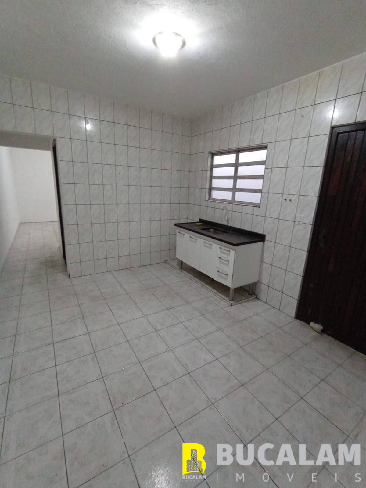 Casa à venda com 2 quartos, 100m² - Foto 8