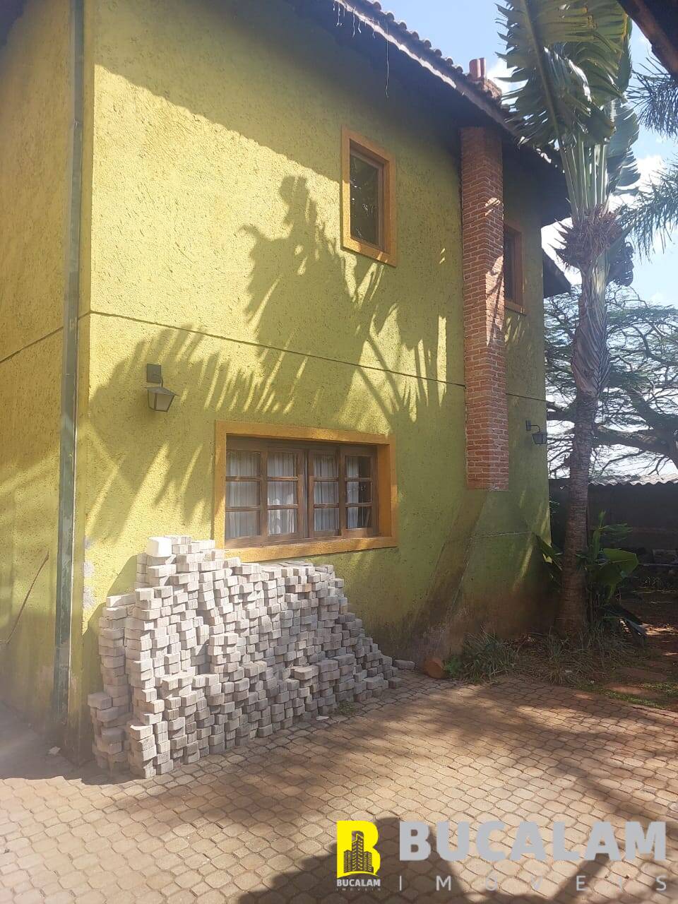 Casa à venda com 5 quartos, 380m² - Foto 2