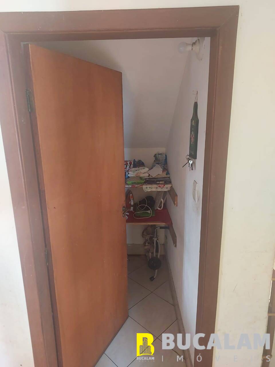 Casa à venda com 5 quartos, 380m² - Foto 8