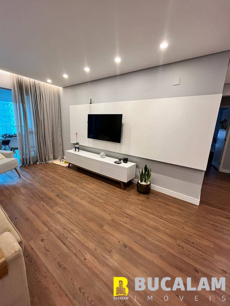 Apartamento à venda com 3 quartos, 125m² - Foto 8