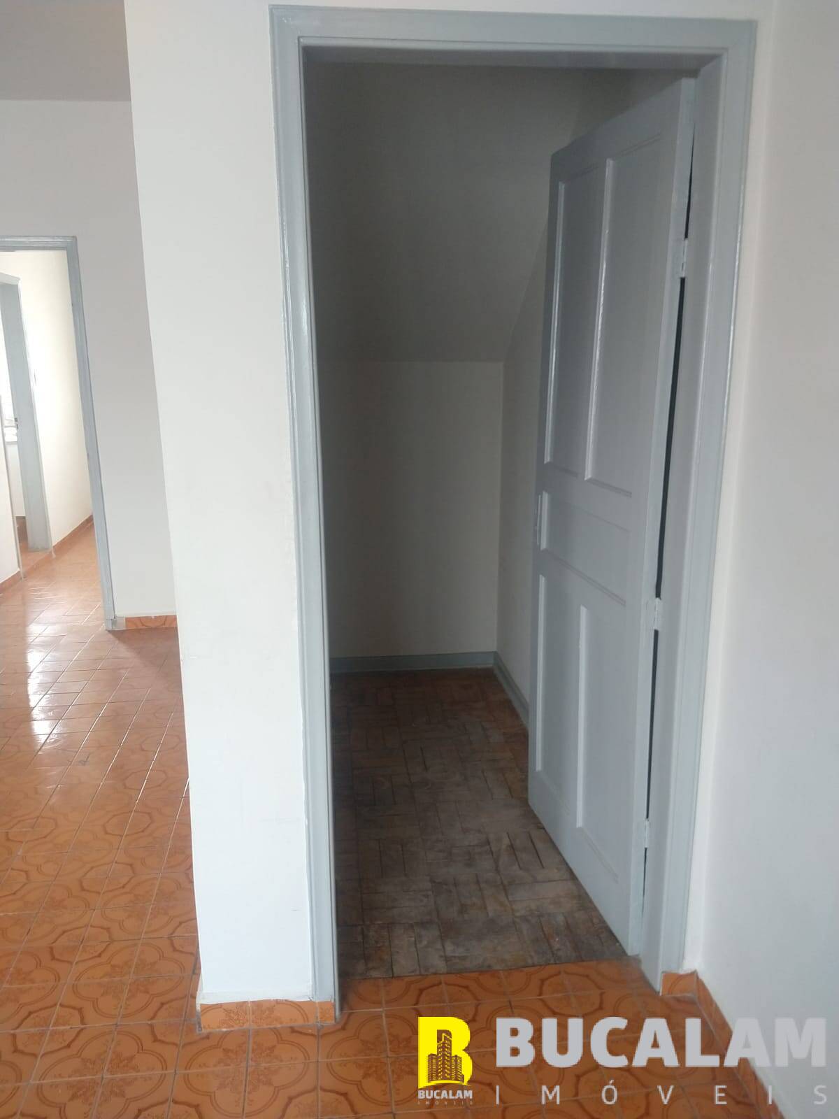 Casa para alugar com 2 quartos, 80m² - Foto 6