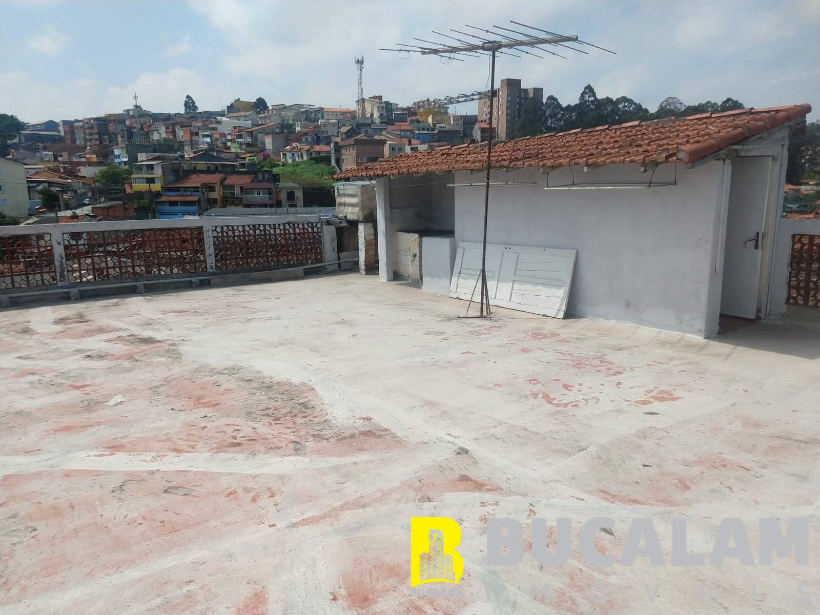 Casa para alugar com 2 quartos, 80m² - Foto 17