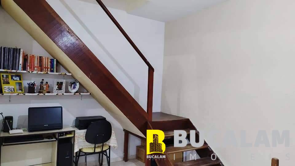 Casa à venda com 3 quartos, 81m² - Foto 9