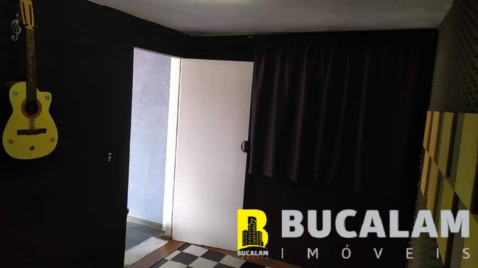 Casa à venda com 3 quartos, 81m² - Foto 22