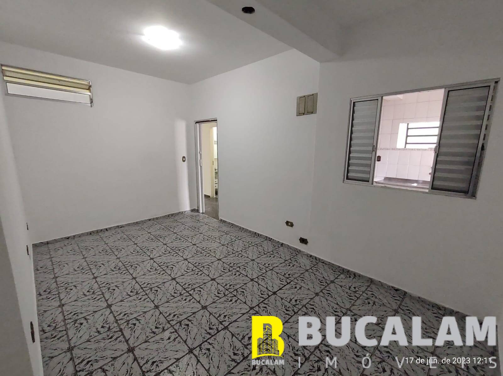 Casa à venda com 4 quartos, 160m² - Foto 9