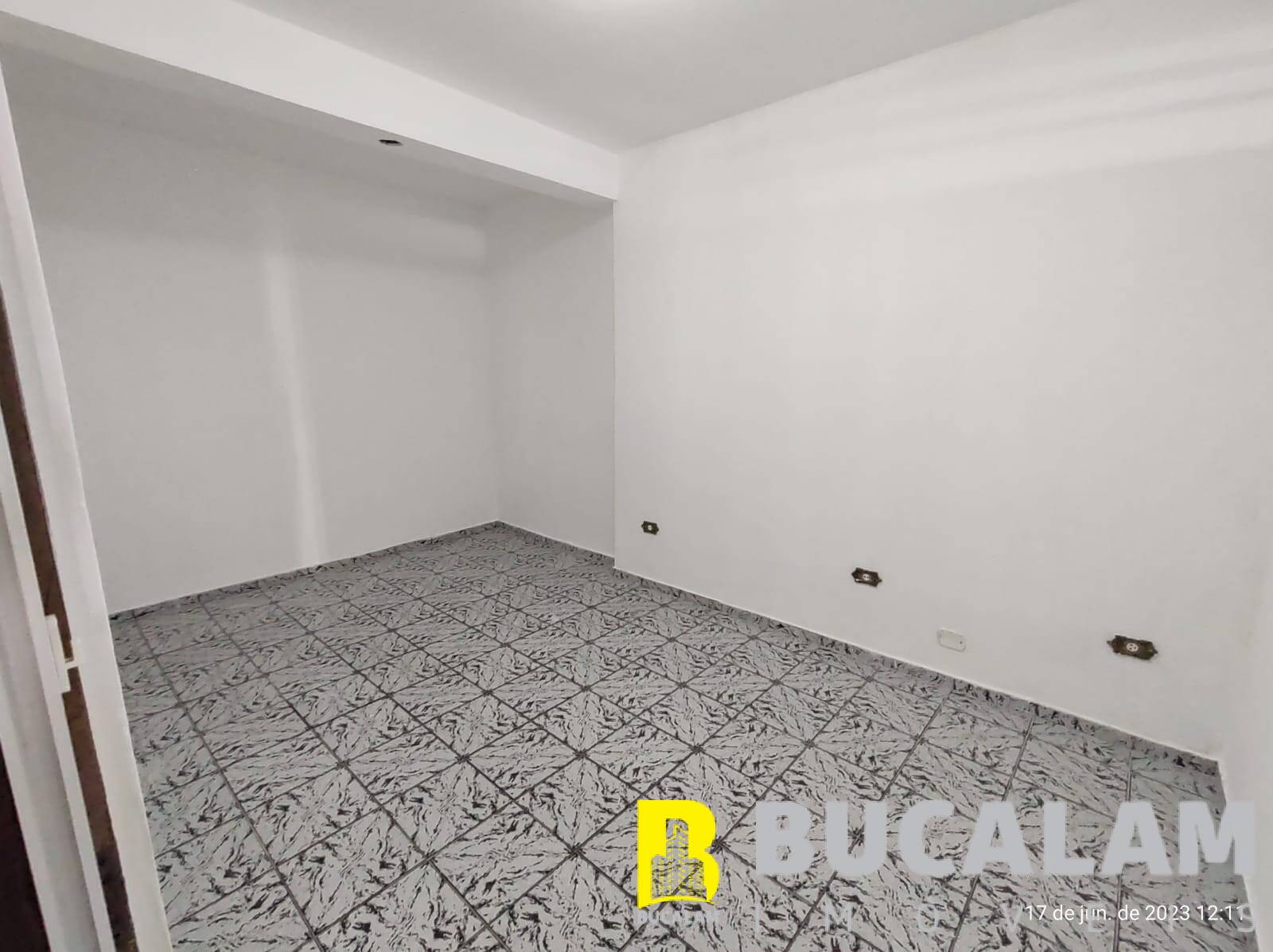 Casa à venda com 4 quartos, 160m² - Foto 12