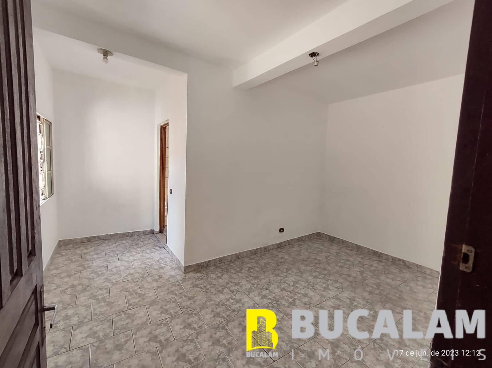 Casa à venda com 4 quartos, 160m² - Foto 8