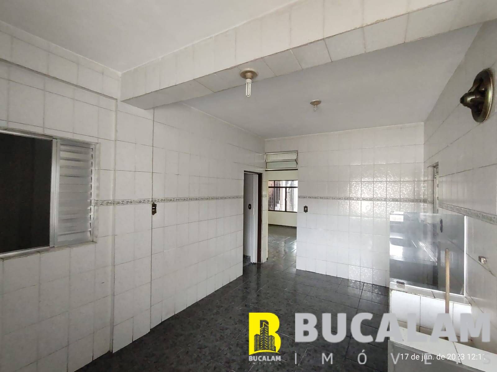 Casa à venda com 4 quartos, 160m² - Foto 13