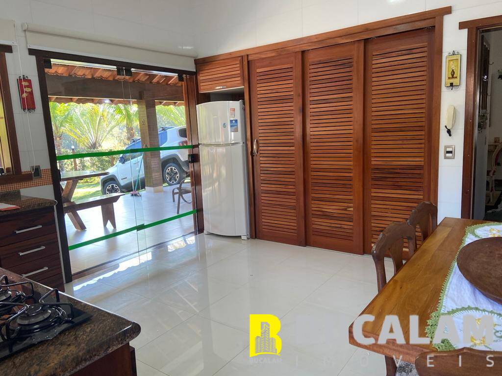 Casa à venda com 4 quartos, 2374m² - Foto 16