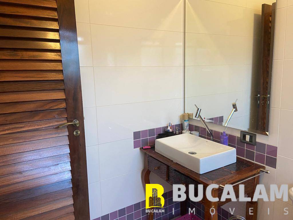 Casa à venda com 4 quartos, 2374m² - Foto 20