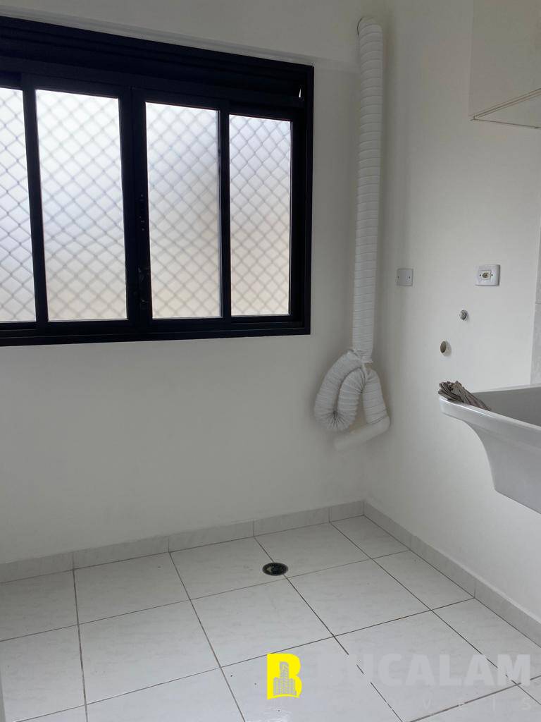 Apartamento à venda com 2 quartos, 68m² - Foto 7