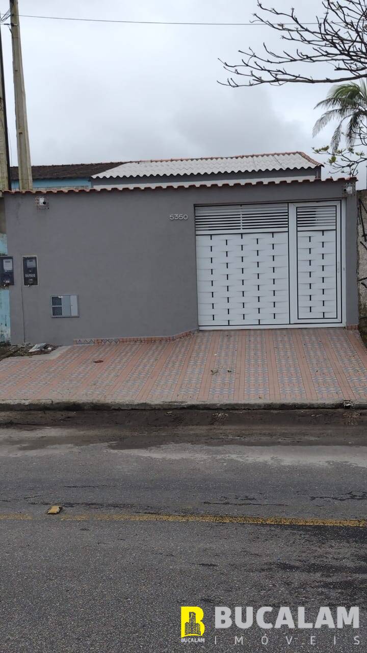 Casa à venda com 2 quartos, 125m² - Foto 2