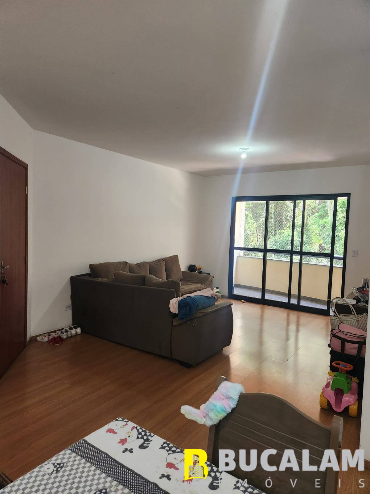 Apartamento à venda com 3 quartos, 112m² - Foto 2