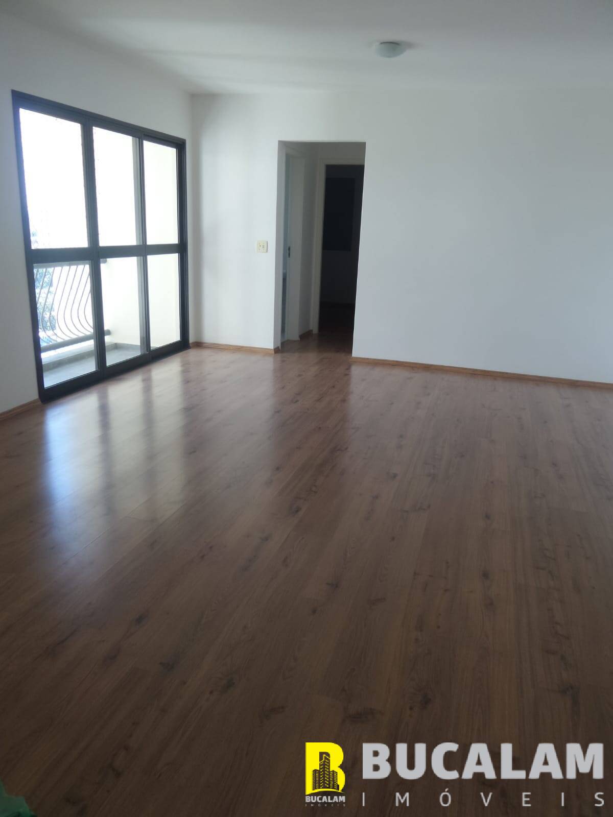 Apartamento para alugar com 3 quartos, 76m² - Foto 4