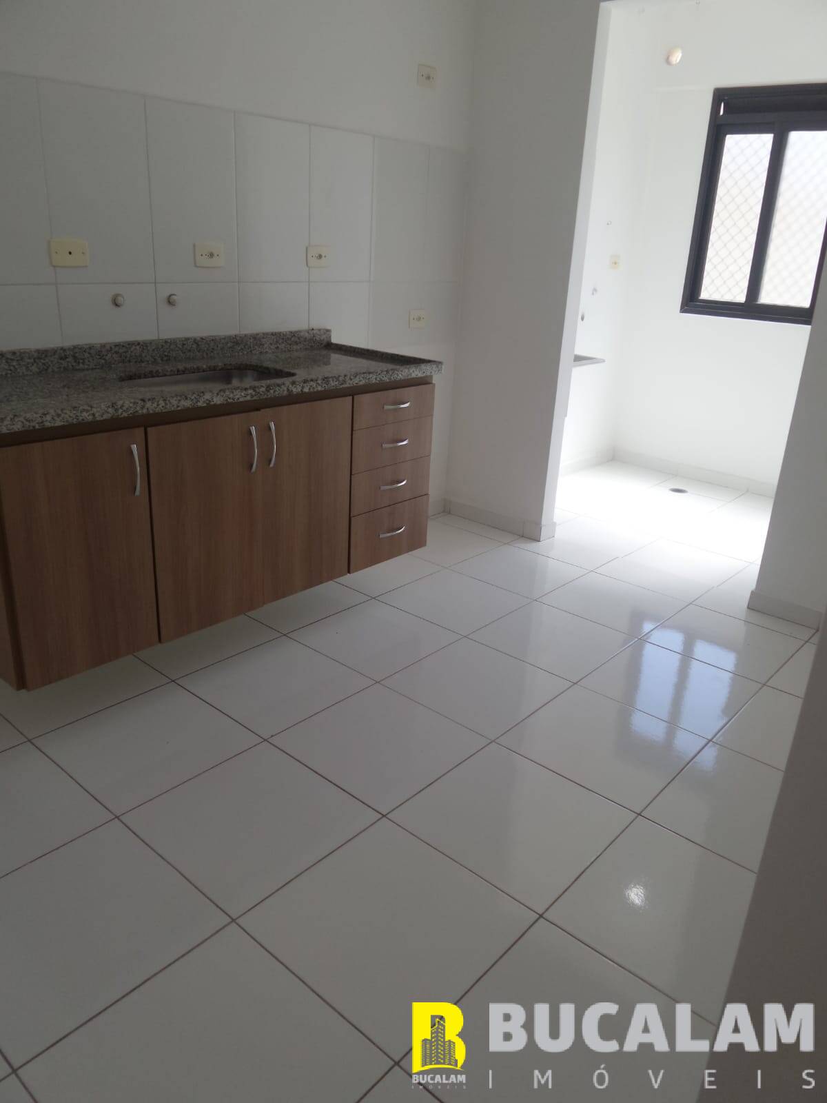 Apartamento para alugar com 3 quartos, 76m² - Foto 7