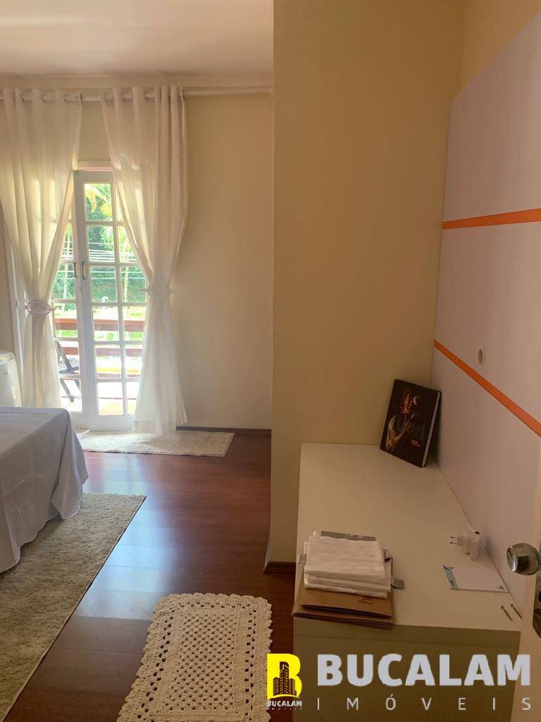 Casa à venda com 4 quartos, 260m² - Foto 8