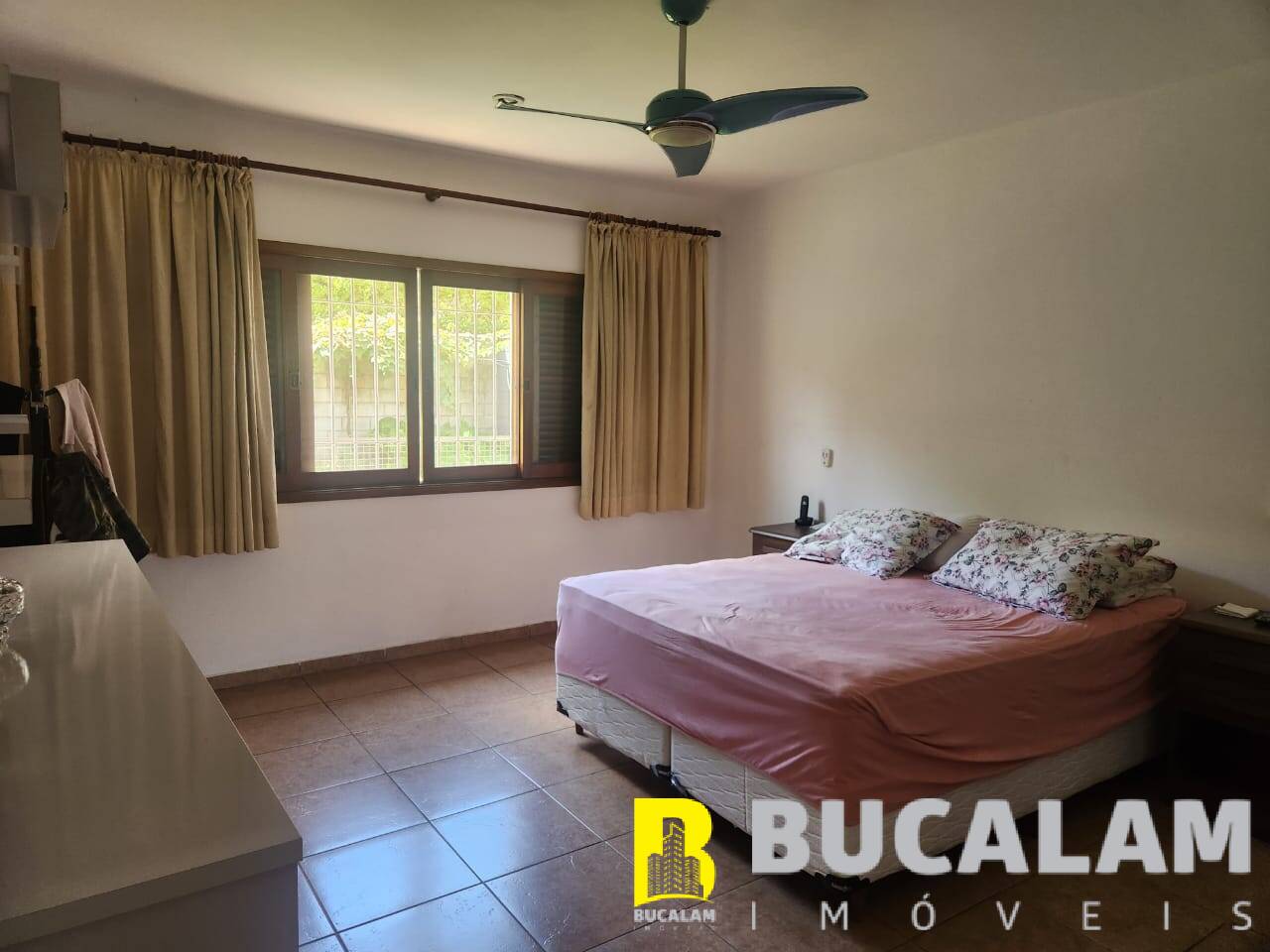 Casa à venda e aluguel com 3 quartos, 1700m² - Foto 12