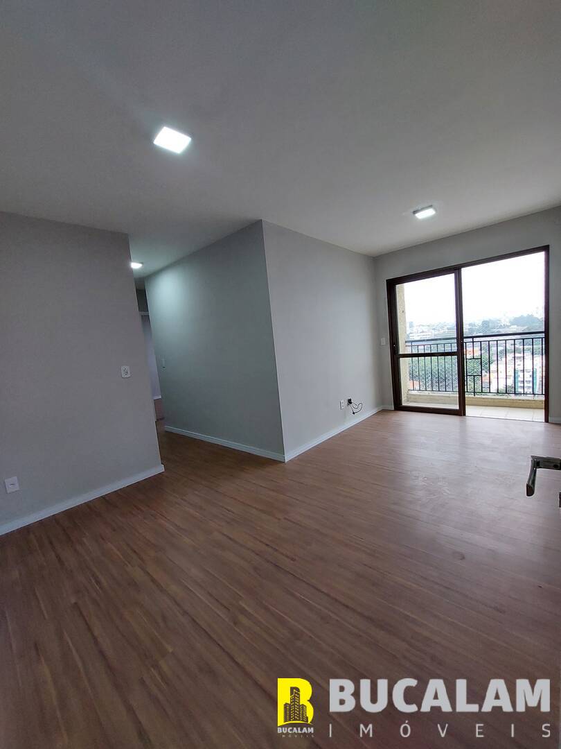 Apartamento à venda com 2 quartos, 56m² - Foto 3