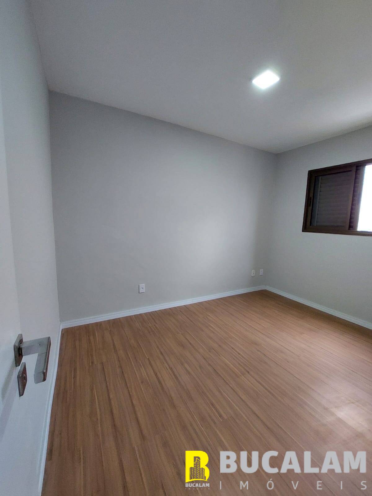 Apartamento à venda com 2 quartos, 56m² - Foto 6