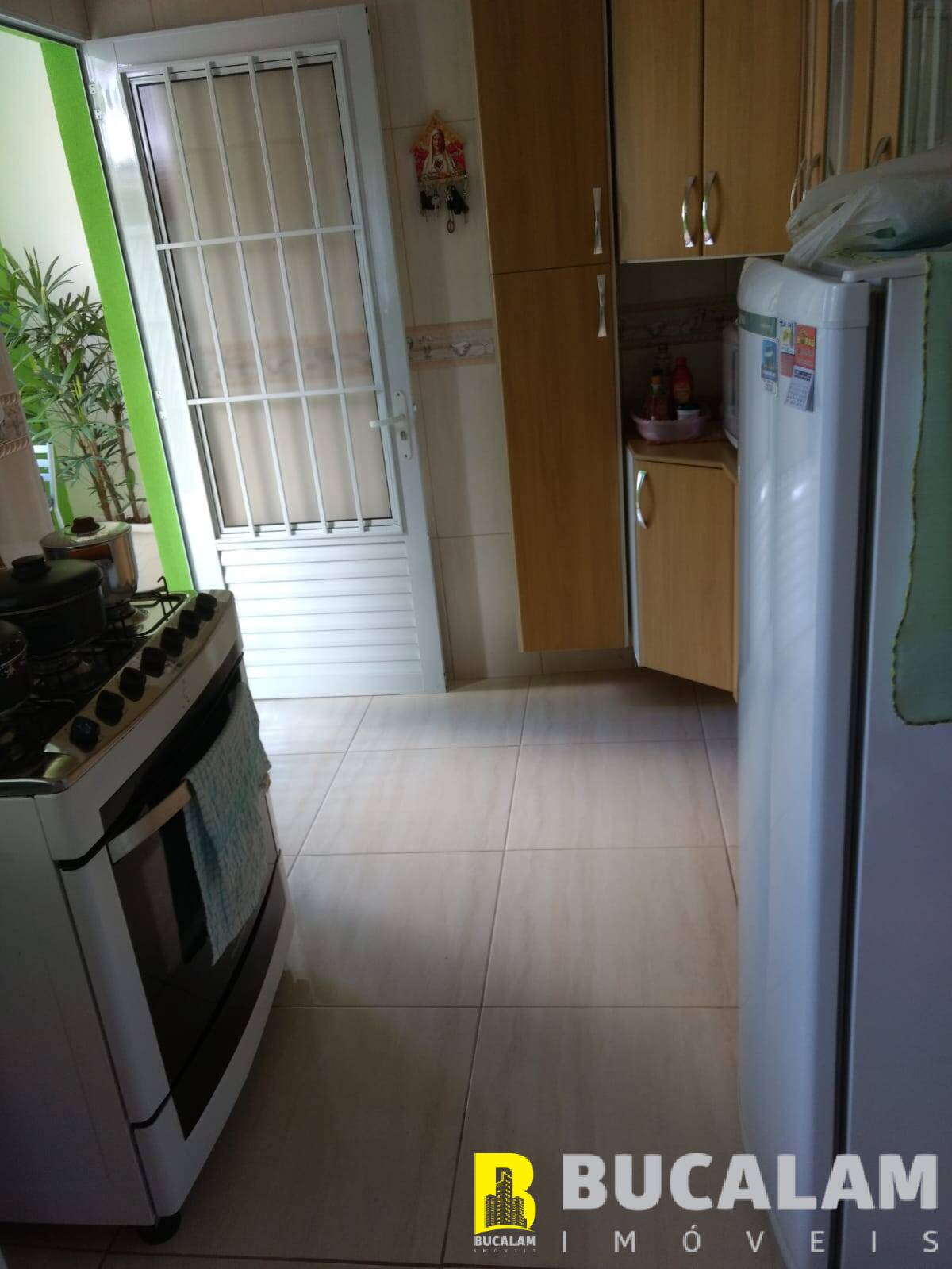 Casa à venda com 6 quartos, 180m² - Foto 12