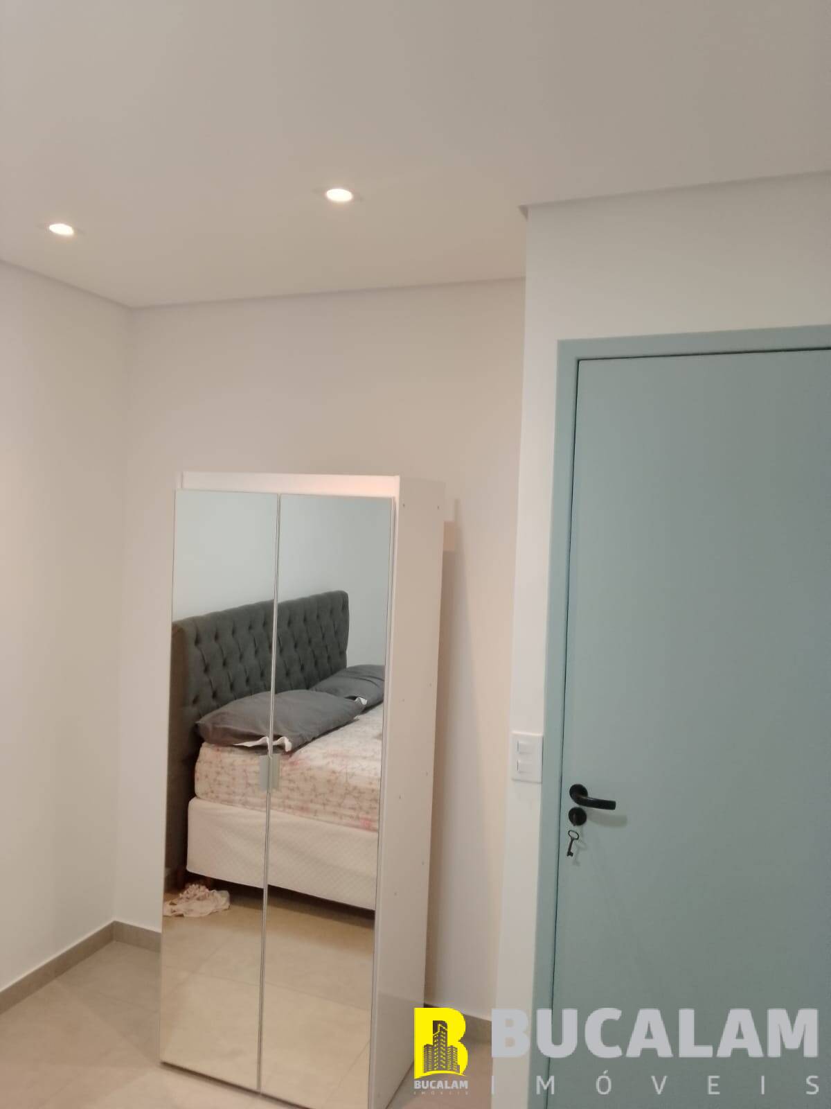 Apartamento à venda com 2 quartos, 56m² - Foto 10