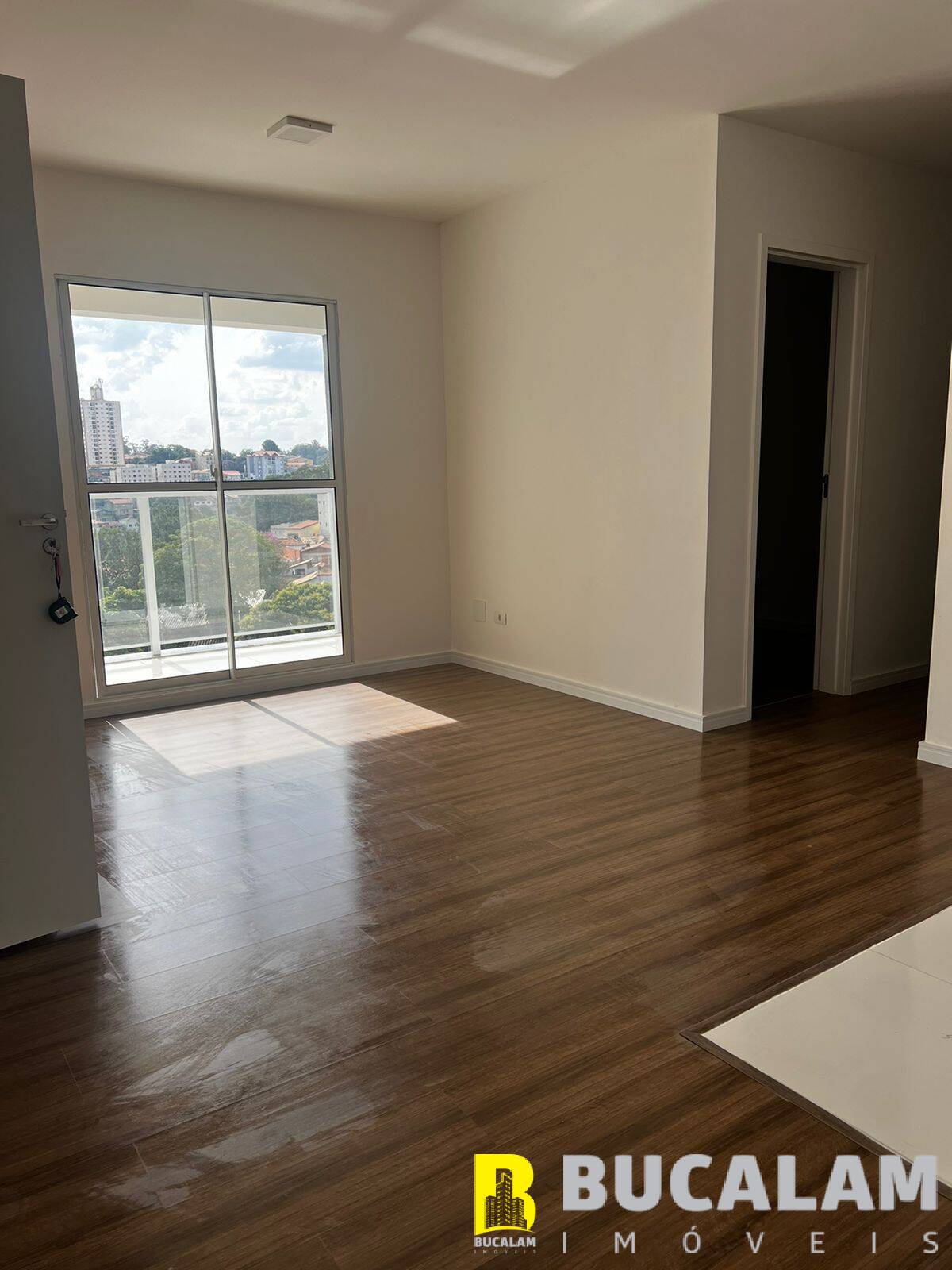 Apartamento à venda com 2 quartos, 55m² - Foto 3