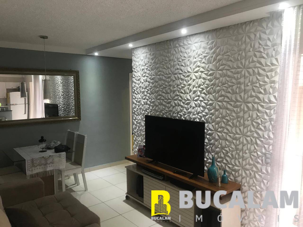 Apartamento à venda com 2 quartos, 62m² - Foto 2