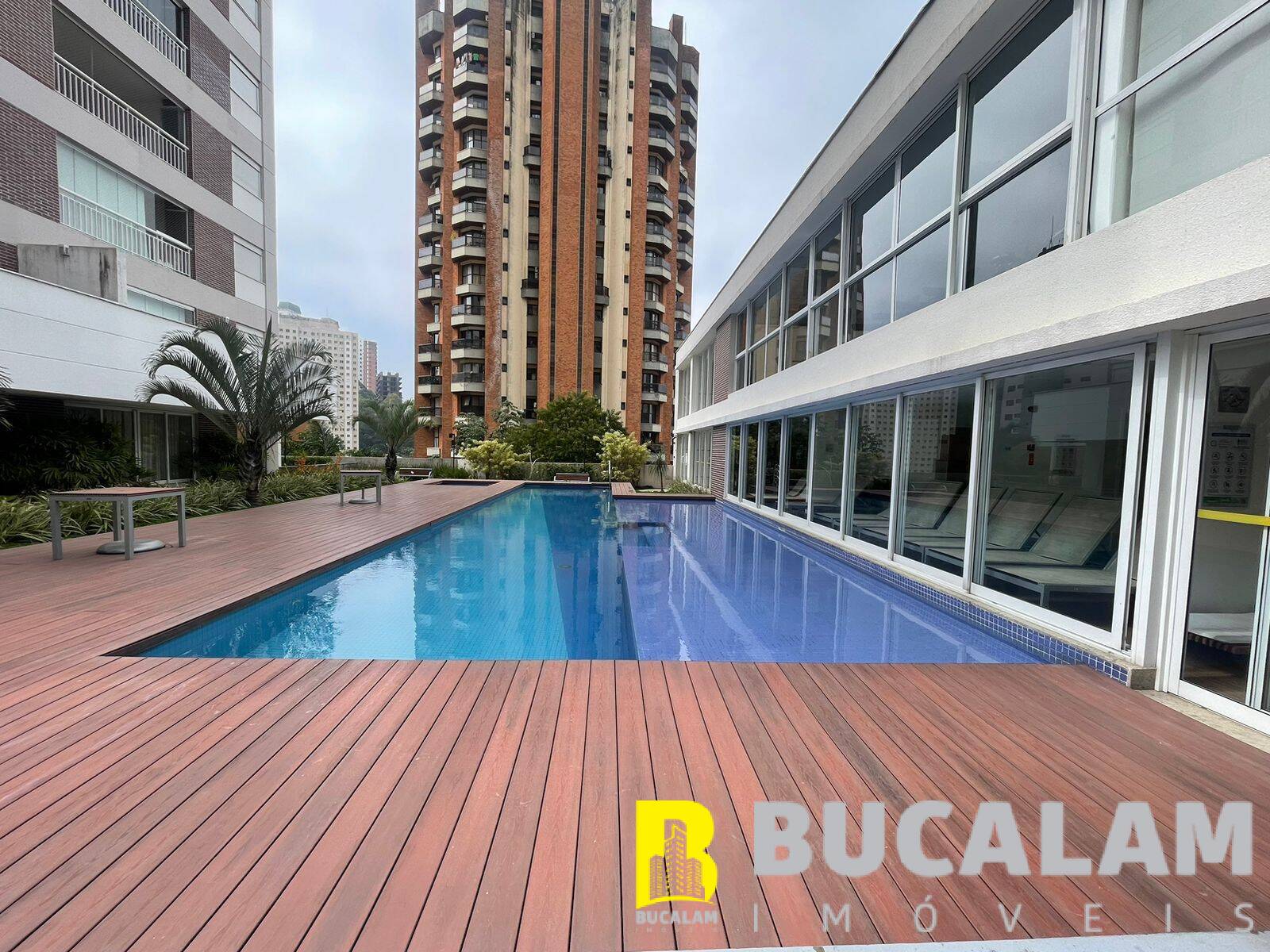 Apartamento à venda com 2 quartos, 76m² - Foto 18