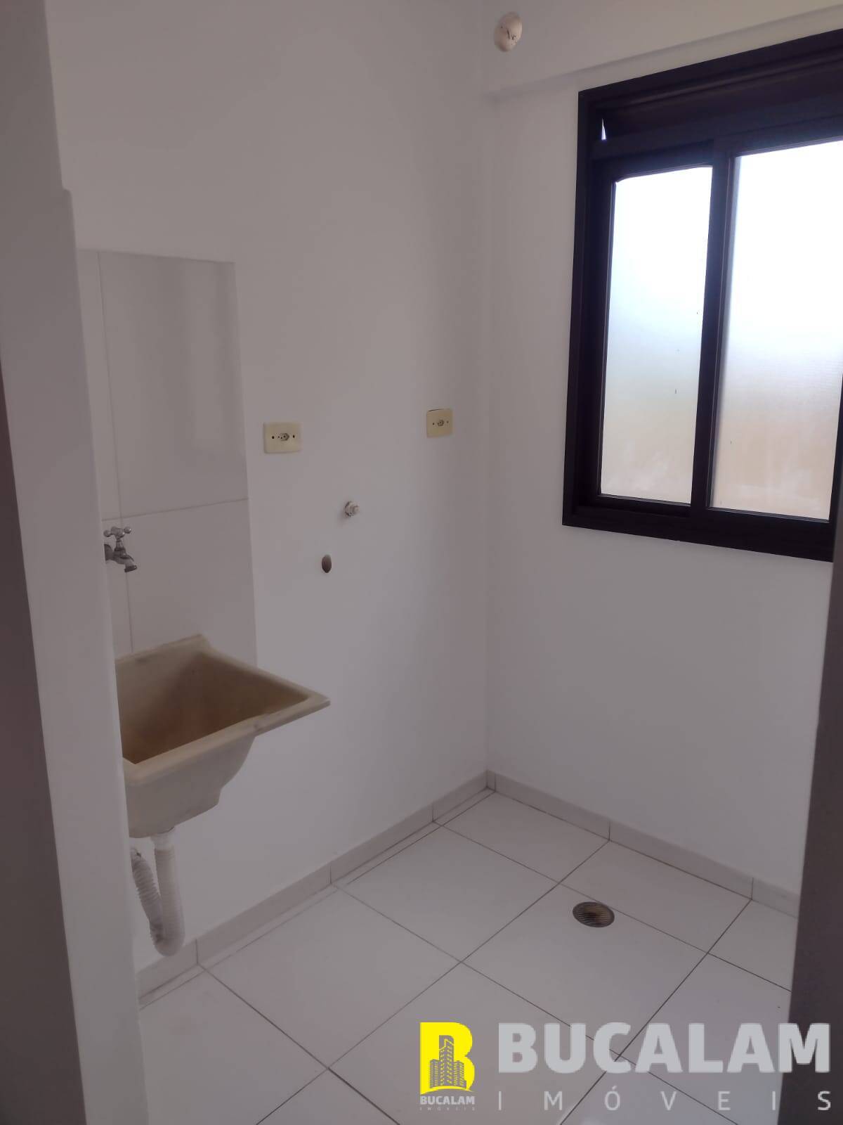 Apartamento à venda com 2 quartos, 68m² - Foto 11