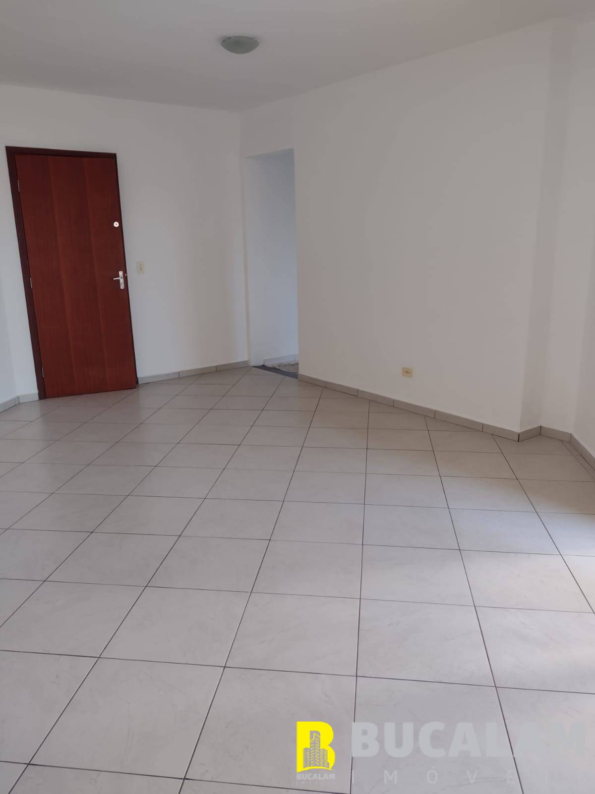 Apartamento à venda com 2 quartos, 68m² - Foto 4