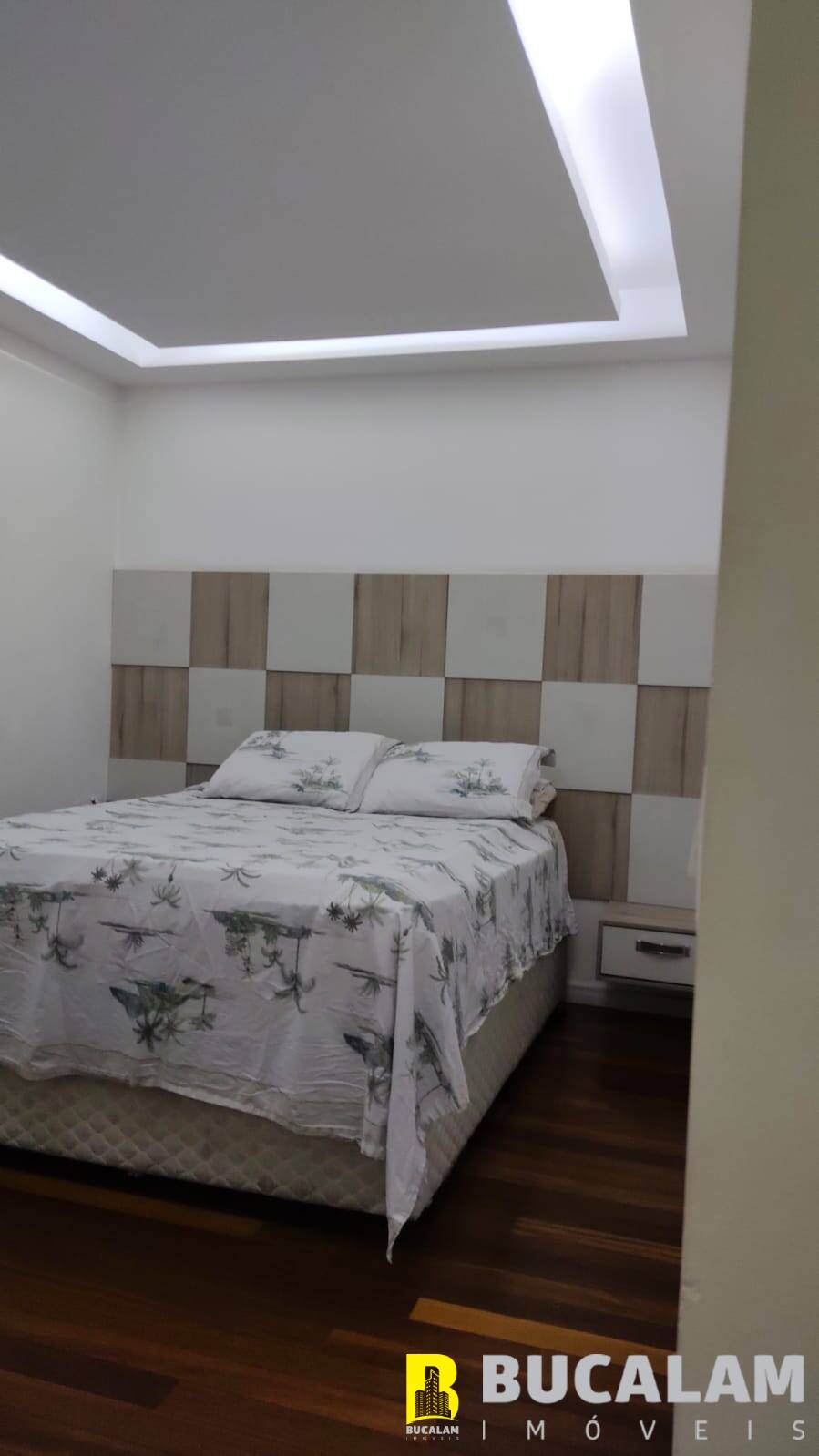 Apartamento à venda com 3 quartos, 107m² - Foto 13